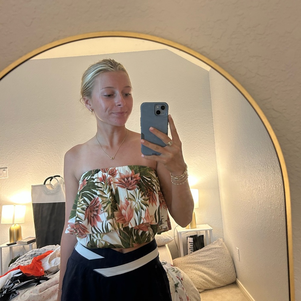 Shore Floral Strapless Top